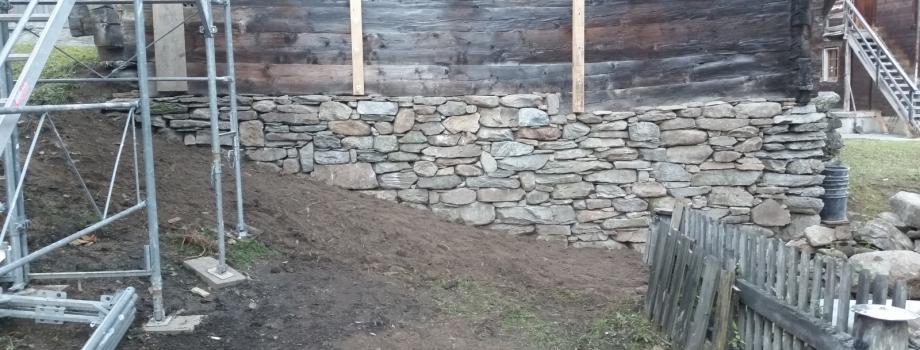 Sanierung Trockensteinmauerwerk Stall